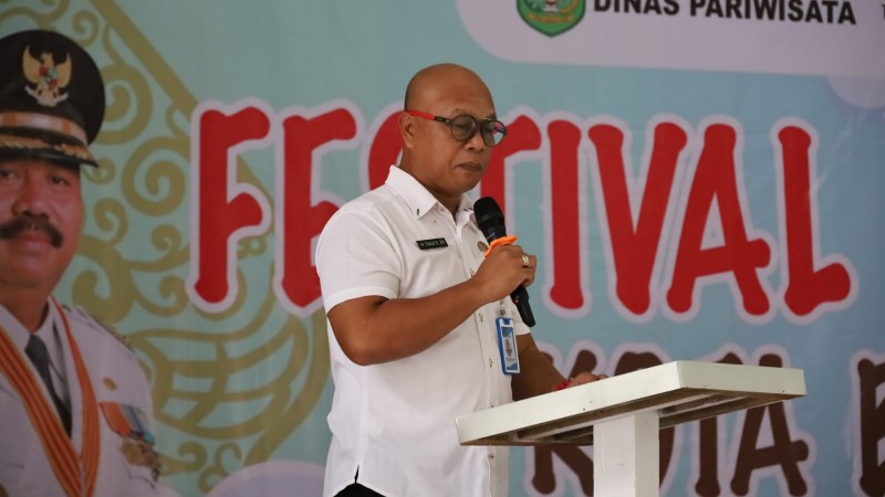 Desa Kota Bangun III Rayakan HUT ke-42 dengan Festival Cenil di Kota Bangun Darat