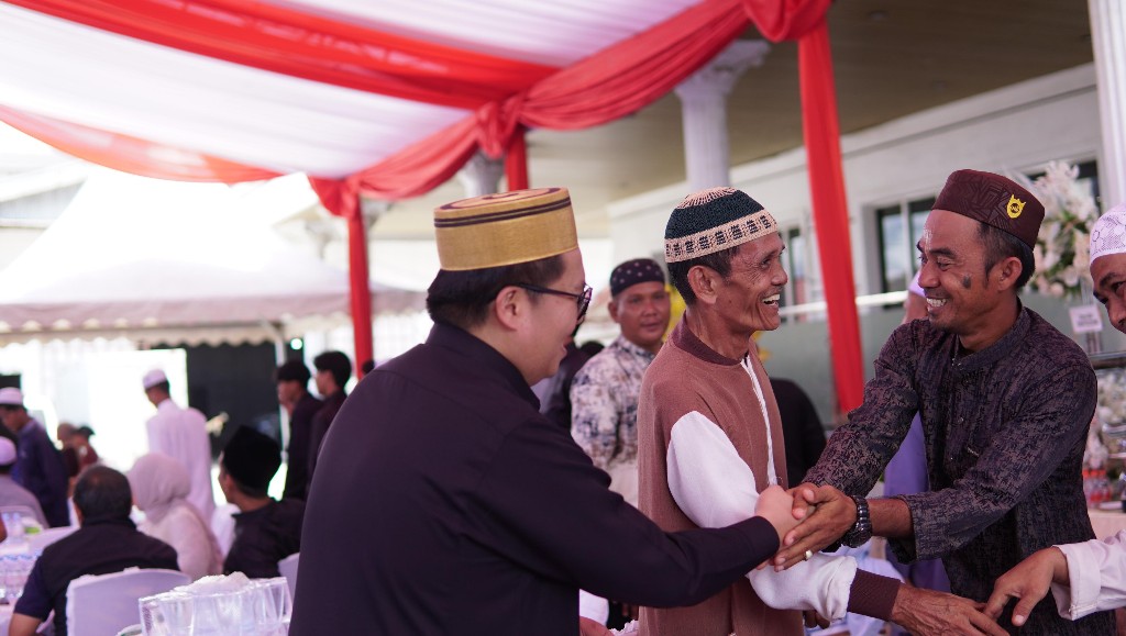 Rendi Solihin Wabup Ziarah di Makam Keluarga di Samboja Perkuat Spiritual Idul Adha 1446 H