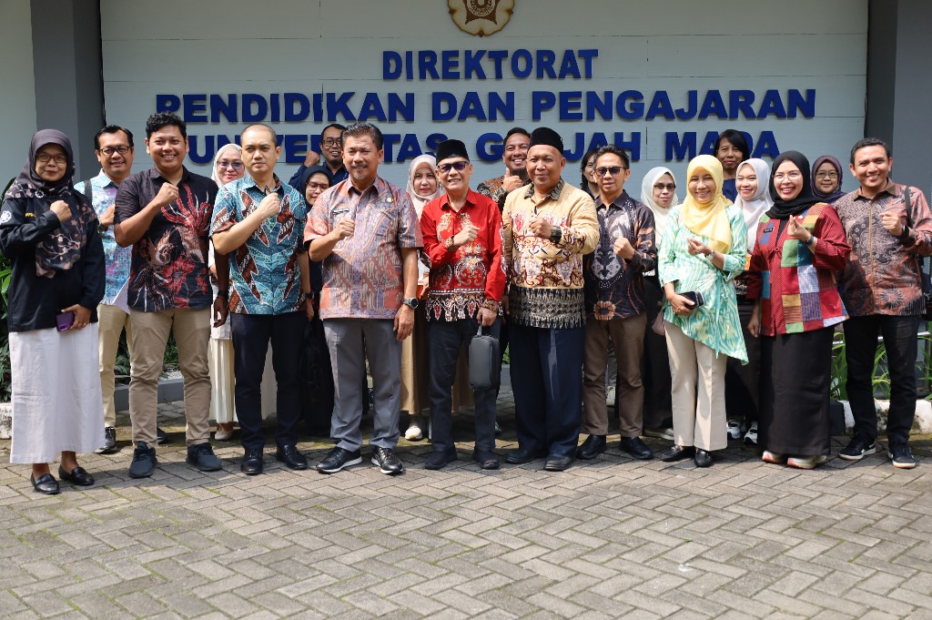 Pemkab Kukar Perkuat Kemitraan Dengan UGM untuk SDM Kesehatan di Tenggarong